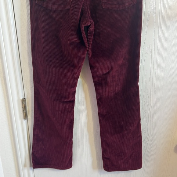 Women's High-Rise Corduroy Bootcut Jeans - Universal Thread Burgundy. Size 0 - Picture 9 of 11